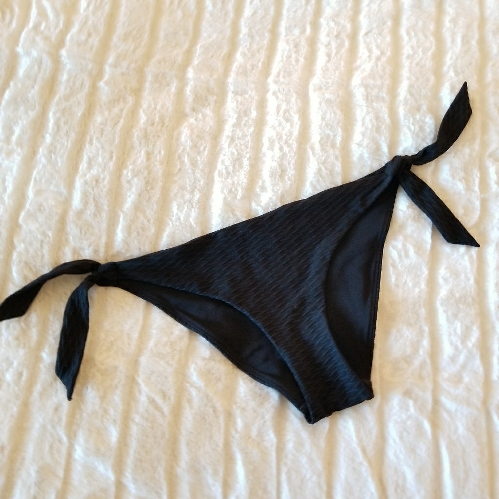 H&M // side tie low rise hip hugger waffle texture